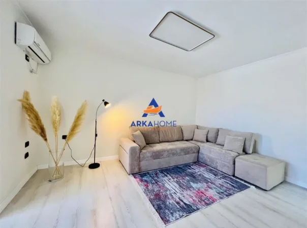 Tirane, shitet apartament 1+1+Ballkon Kati 4, 65 m² 208.000 € 
