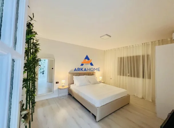 Tirane, shitet apartament 1+1+Ballkon Kati 4, 65 m² 208.000 € 