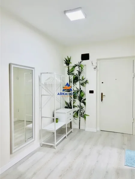 Tirane, shitet apartament 1+1+Ballkon Kati 4, 65 m² 208.000 € 