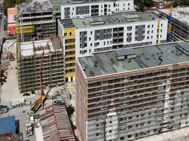 Tirane, shitet apartament 2+1+Ballkon Kati 5, 88 m² 122.360 € (Tirana Entry 2)