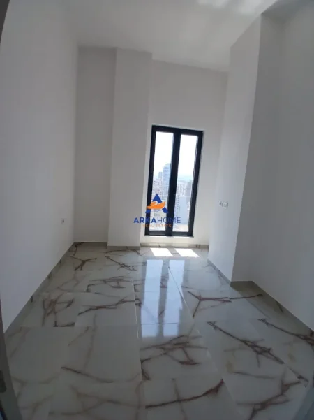 Tirane, jepet me qera apartament 2+1+Ballkon Kati 13, 106 m² 1.300 € 