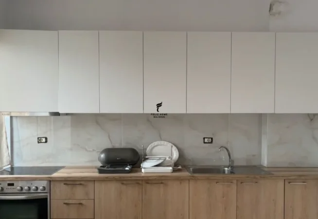 Tirane, jepet me qera apartament 1+1 Kati 2, 90 m² 700 € (RRUGA E ELBASANIT)