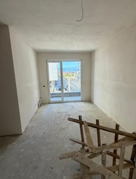 Tirane, shitet apartament 2+1 , 81 m² 95.000 € 