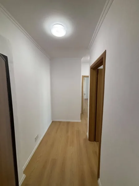 Tirane, shes apartament 2+1 Kati 2, 89 m² 142.000 € (fresku)