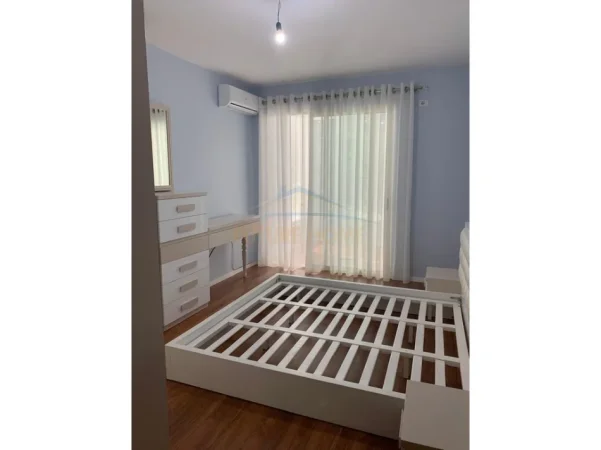 Tirane, shitet apartament 1+1 Kati 1, 72 m² 200.000 € (Kopshti Zoologjik)