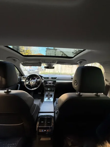 Tirane, shes makine Skoda superb Nafte, e zeze automatik Klima 53.000 km 19.990 €