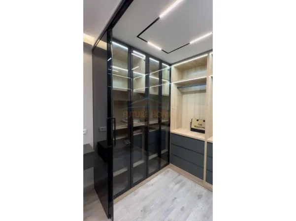 Tirane, shitet apartament 2+1 Kati 5, 122 m² 165000€ (Fresk)