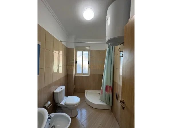 Tirane, shitet apartament 2+1 Kati 1, 88 m² 135.000 € (Fresku)