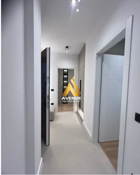 APARTAMENT 2+1 ME QIRA – Përballë Universiteti Europian i Tiranës, Kompleksi Green Harmony Residence, Tiranë (Rruga Xhanfize Keko)