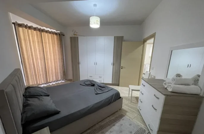 Tirane, jepet me qera apartament 1+1 Kati 5, 64 m² 550 € (Pallati me Shigjeta)
