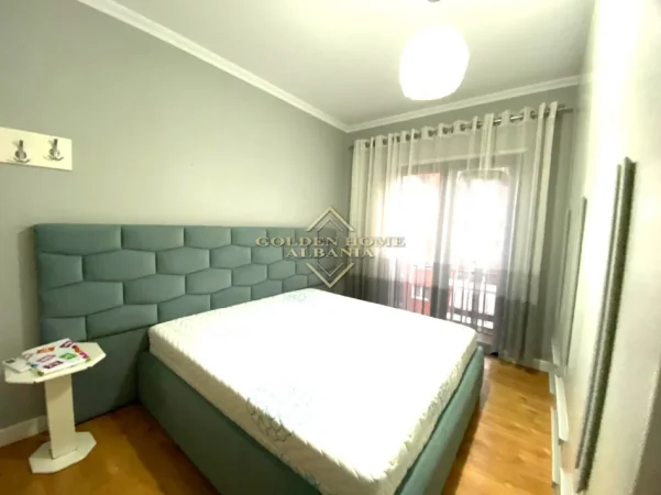 Tirane, jepet me qera , 120 m² 850 €
