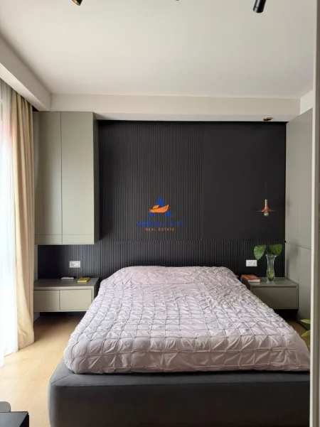 Tirane, shitet apartament 2+1+Ballkon Kati 7, 116 m² 325.000 € 