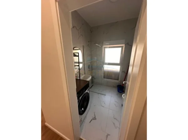 Tirane, shitet apartament 1+1 Kati 7, 60 m² 115.000 € (Residenca Kaimi)
