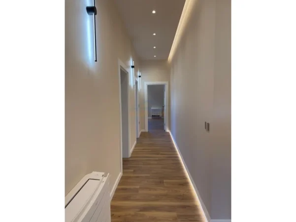 Tirane, jepet me qera kati i 3 i nje vile private , 5+2 ,184 m² 1.500 € (Vilat Gjermane)