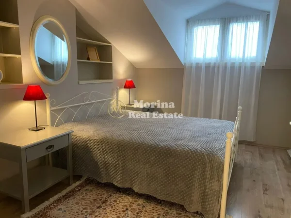 Tirane, jepet me qera ambjent biznesi Kati 4, 120 m² 1000 € (Rruga e Durrësit)