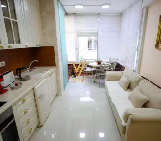 Tirane, jepet me qera apartament 3+1+Ballkon Kati 1, 105 m² 3.500 € (BLLOK)