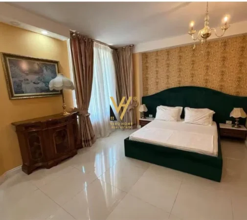Tirane, jepet me qera apartament 3+1+Ballkon Kati 1, 105 m² 3.500 € (BLLOK)