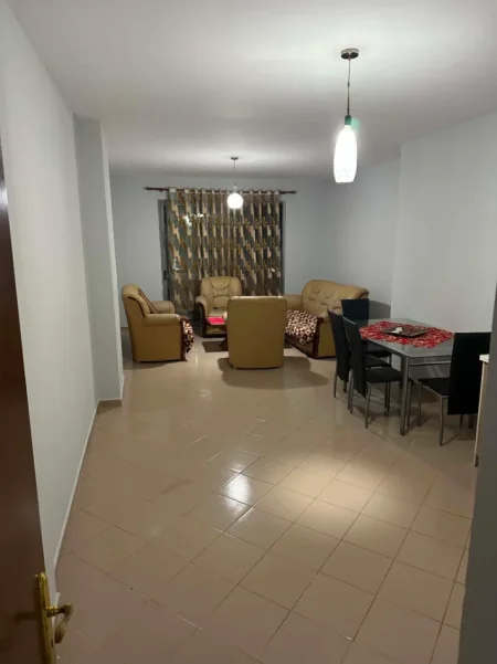 Tirane, shitet 2+1+Ballkon Kati 5, 106 m² 150.001 € 