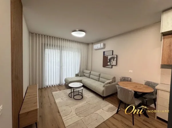 Tirane, jepet me qera apartament 1+1 Kati 3, 75 m² 700 € (hiqmet buzi)
