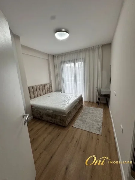Tirane, jepet me qera apartament 1+1 Kati 3, 75 m² 700 € (hiqmet buzi)