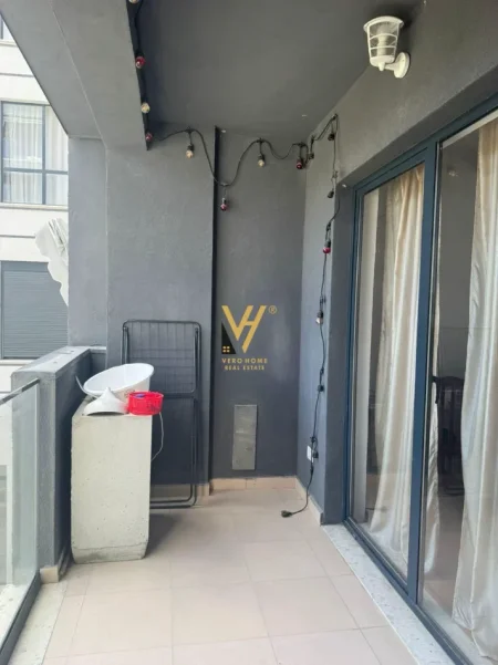 Tirane, jepet me qera apartament 3+1+Ballkon Kati 3, 133 m² 520 € (5 MAJI)