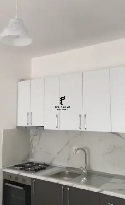 Shqiperi, jepet me qera apartament 1+1 Kati 5, 70 m² 600 € (DON BOSKO)