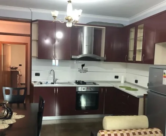 Tirane, jepet me qera apartament 2+1 Kati 5, 80 m² 650 € (RRUGA E DIBRES)