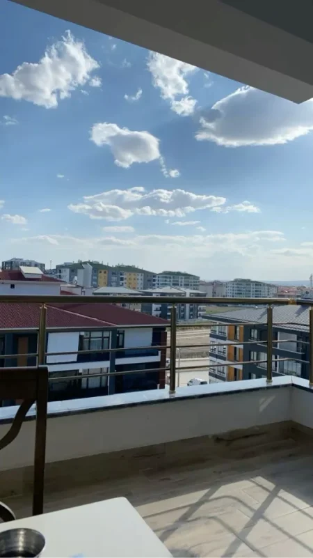 Tirane, jepet me qera apartament 1+1+Aneks+Ballkon Kati 5, 80 m² 600 € (Rruga Nikolla Lena)