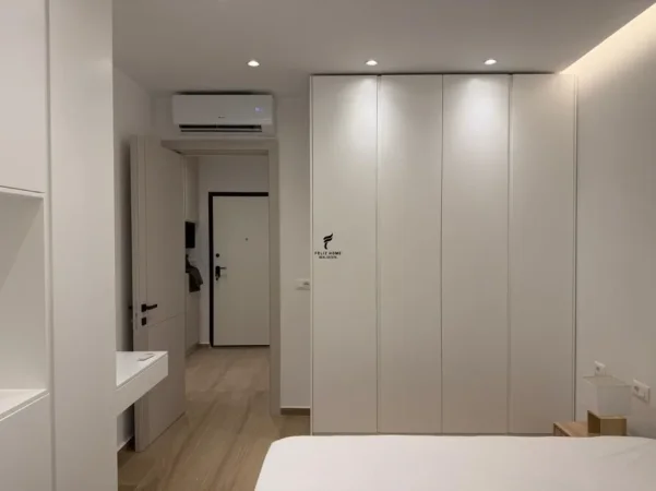Tirane, jepet me qera apartament 1+1 Kati 3, 70 m² 720 € (ZOGU I ZI)