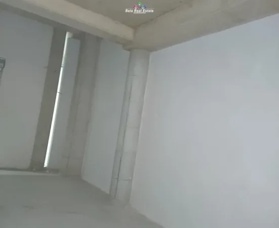 Tirane, jepet me qera magazine Kati -1, 157 m² 1.055 € (KARL GEGA)