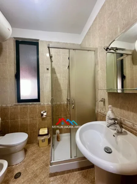 Tirane, jepet me qera apartament 2+1+Ballkon Kati 5, 80 m² 840 € (RRUGA ALI PASHE GUCIA,SELVIA)