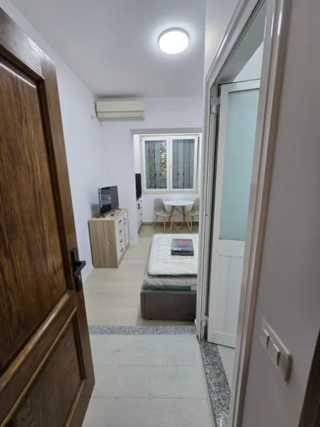 JEPET ME QERA APARTAMENT_ Garsonierë/ MYSLYM SHYRI