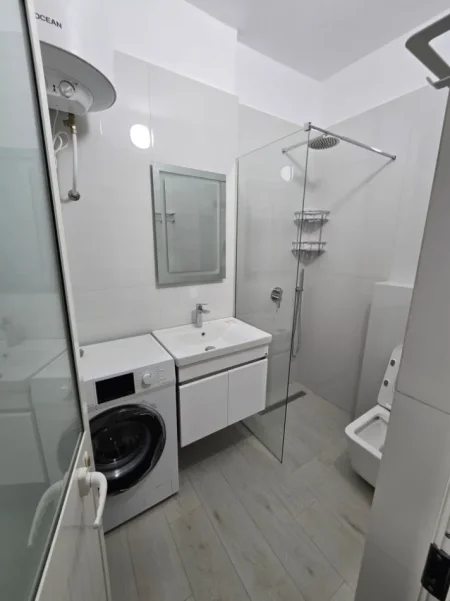 JEPET ME QERA APARTAMENT_ Garsonierë/ MYSLYM SHYRI
