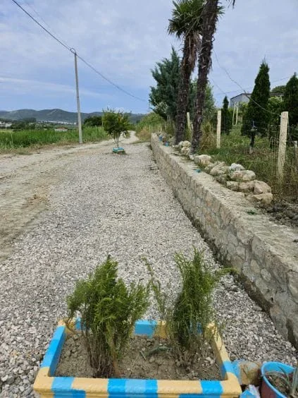 Tirane, shitet truall , 300 m² 65.000 € (Lalëz)