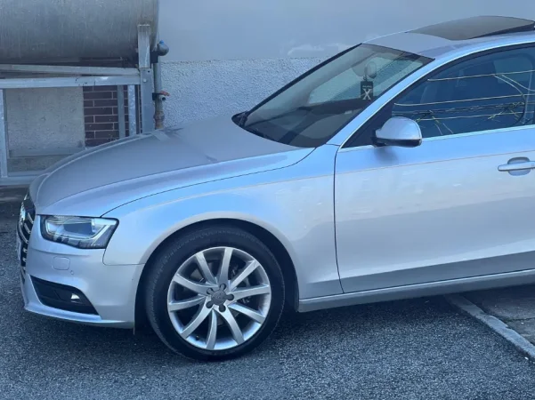 Tirane, makine A4 Nafte, gri metalizato automatik Kondicioner 132.000 km 8.500 €