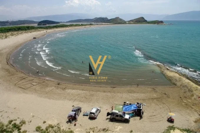 Vlore, Jepet toke me 30% investim , 5.000 m² (ZVERNEC)