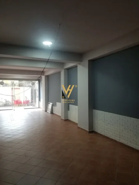 Tirane, jepet me qera zyre Kati 0, 65 m² 620 € (RRUGA E ELBASANIT)