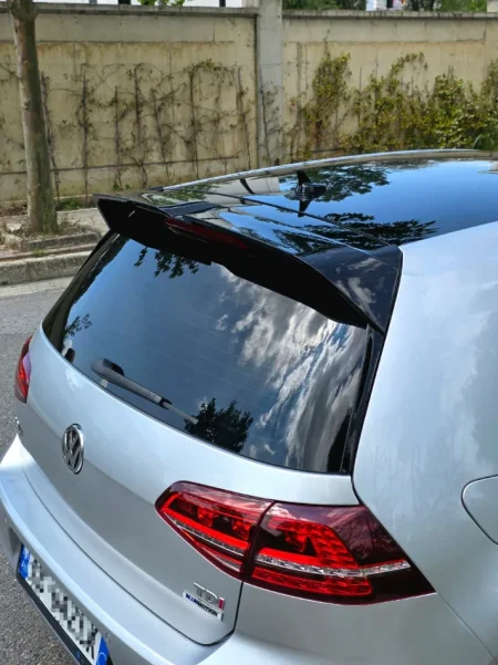 Tirane, shes makine Golf 7 Nafte, gri metalizato automatik Klima 11.500 €