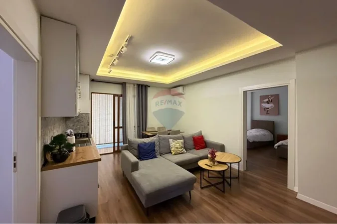 Apartament - Për Qira - Vila Gold, Tiranë