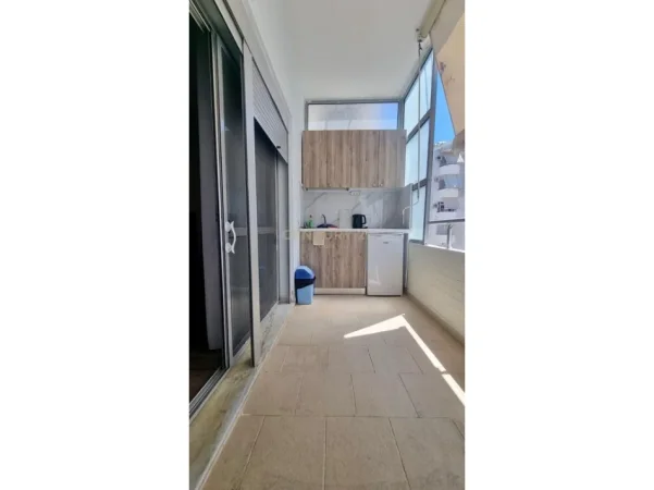 Vlore, shitet garsonier 1+1 Kati 4, 45 m² 