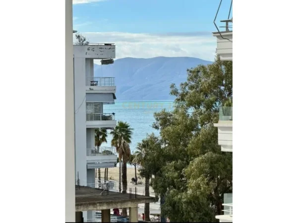 Vlore, shitet garsonier 1+1 Kati 4, 45 m² 