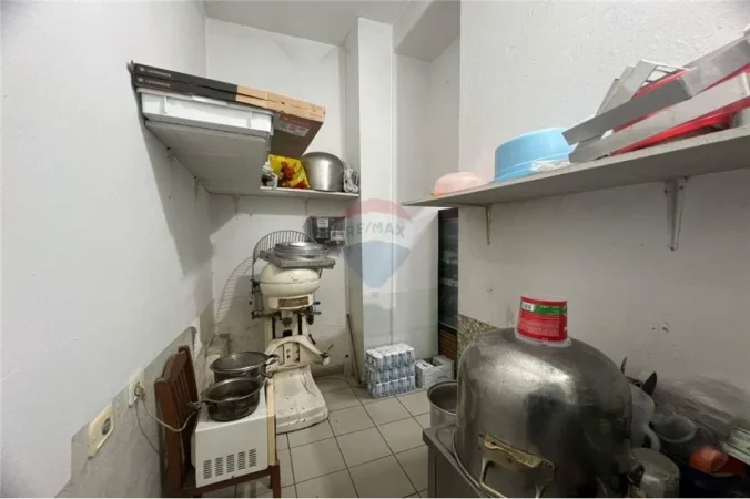 Vlore, shitet lokal Kati 1, 47 m² 80.750 € (sheshi Isa Boletini, Vlore)