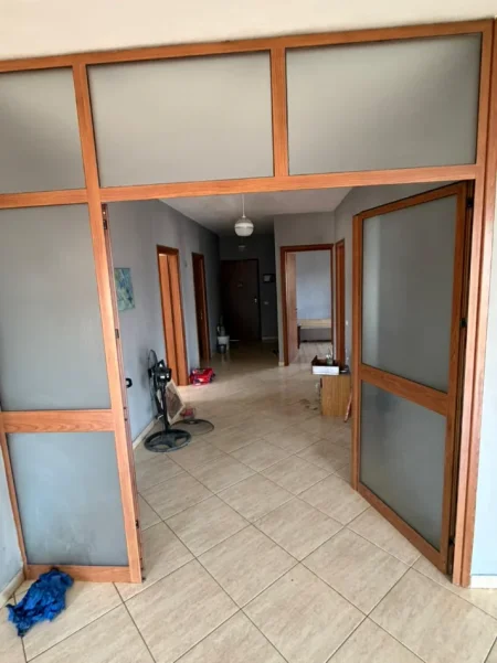 Tirane, jepet me qera apartament 3+1+Ballkon Kati 4, 150 m² 350 € (Astir)