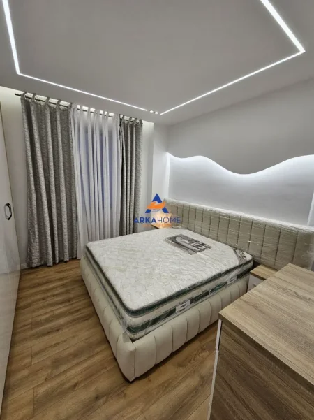 Tirane, shitet apartament 2+1+Ballkon Kati 3, 90 m² 158.000 € 