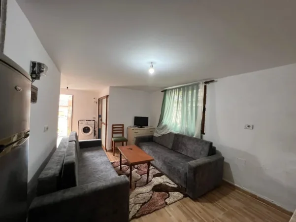 Tirane, jepet me qera garsonier Kati 0, 40 m² 270.000 € (Rruga Mihal Grameno)