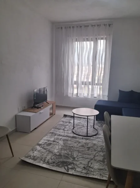 Tirane, jepet me qera apartament 1+1+Aneks+Ballkon Kati 6, 58 m² 450 € (rruga 5 maji)