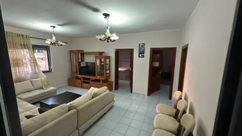 Tirane, shitet Vile Vile 3 Katshe Kati 2, 510 m² 600.000 € (MUHAMET DELIU)