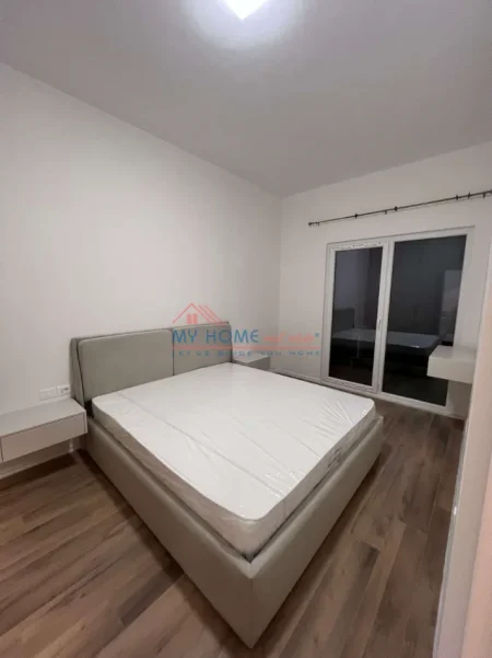 Tirane, jepet me qera apartament 1+1+Ballkon Kati 8, 66 m² 550 € (Rruga Dritan Hoxha)