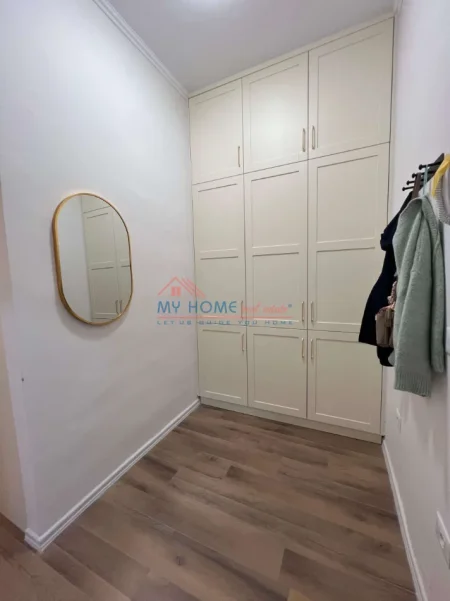 Tirane, jepet me qera apartament 1+1+Ballkon Kati 8, 66 m² 550 € (Rruga Dritan Hoxha)