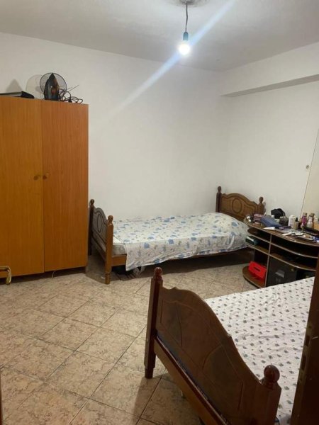Tirane, jepet me qera apartament Kati 1, 60 m² 20.000 Leke (Qyteti Studenti)